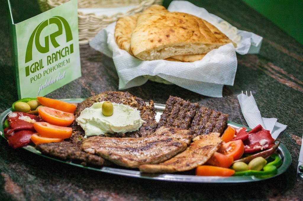 Gril Ranca Pod Pohorjem 호텔 마리보르 외부 사진